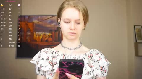 Hello Im Roxy Im just starting my journey here so lets get acquainted online show from 8, 3, 2026