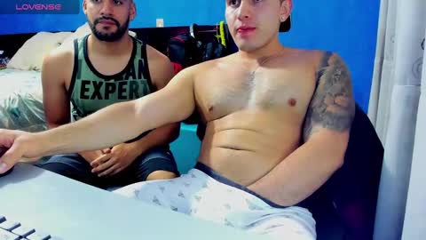 Snapshot of leon__hart chatting on 2, 1, 2025 Leon Hart online show from 2, 1, 2025