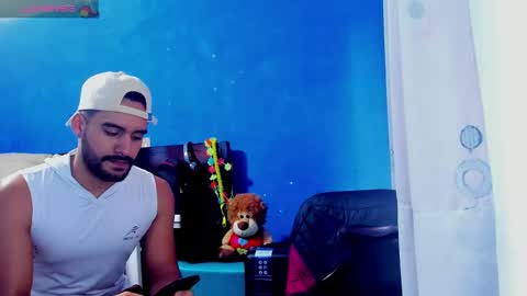 Snapshot of leon__hart chatting on 15, 1, 2025 Leon Hart online show from 15, 1, 2025