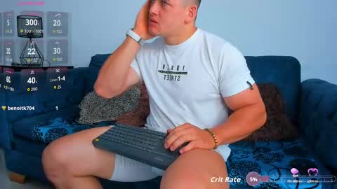 Leon Smoron online show from 4, 10, 2025