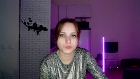 Snapshot of leonaalove chatting on 2, 4, 2026 Leonaalove online show from 2, 4, 2026