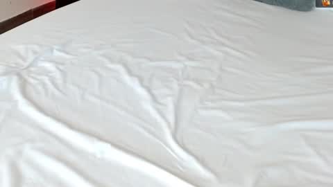 Snapshot of leonacutecam chatting on 13, 2, 2025 LUCY online show from 13, 2, 2025