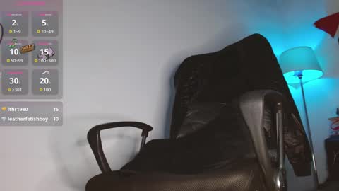 Snapshot of leonal_oconer chatting on 23, 12, 2024 iam leonal online show from 23, 12, 2024