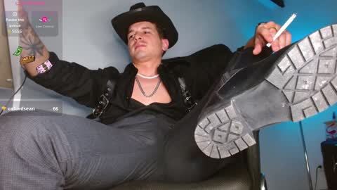 Snapshot of leonal_oconer chatting on 23, 1, 2025 iam leonal online show from 23, 1, 2025