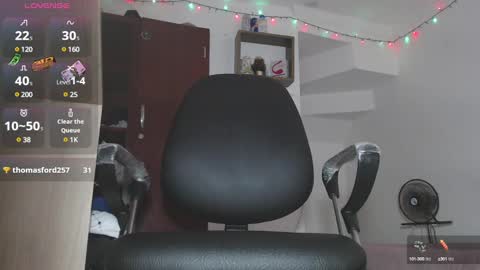 Snapshot of leonal_oconer chatting on 21, 2, 2025 iam leonal online show from 21, 2, 2025