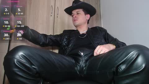 Snapshot of leonal_oconer chatting on 5, 10, 2025 iam leonal online show from 5, 10, 2025