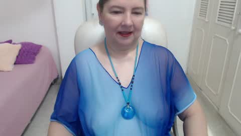 leonela   online show from 6, 7, 2026