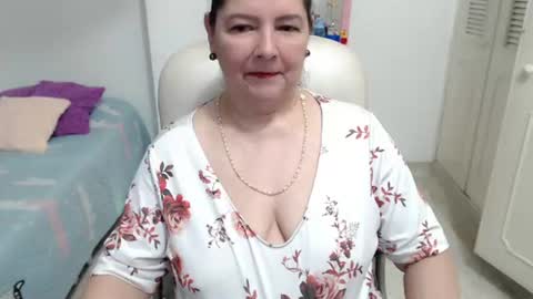 leonela   online show from 23, 7, 2026