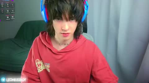 leonkissboy online show from 25, 6, 2026