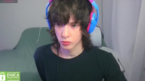 leonkissboy online show from 4, 8, 2026