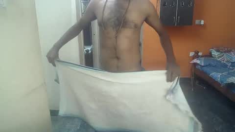 Snapshot of leosbroad chatting on 8, 3, 2025 Leo online show from 8, 3, 2025