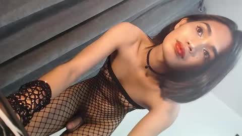 Trisha18 online show from 16, 1, 2025