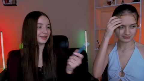 leslie_bird online show from 27, 11, 2025