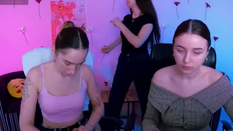 leslie_bird online show from 29, 4, 2026