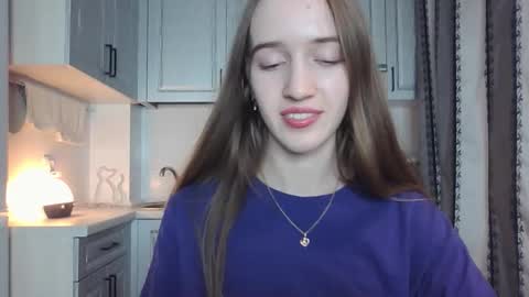 Snapshot of leslie_my_lovee chatting on 3, 10, 2025  LESLIE   online show from 3, 10, 2025