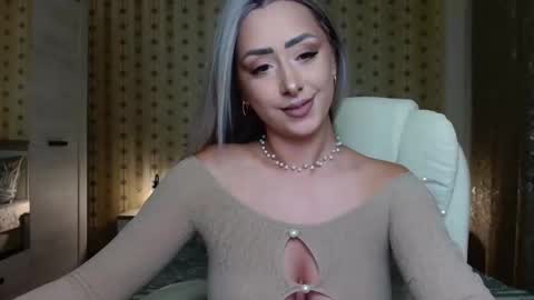 leslie_secret online show from 13, 9, 2025