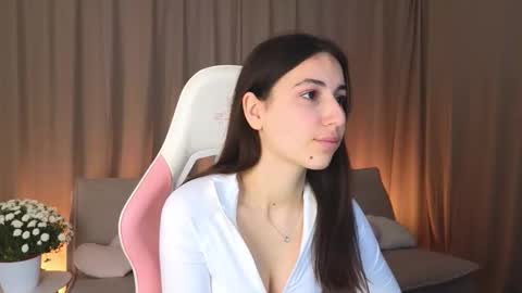 lesliestein online show from 5, 11, 2025