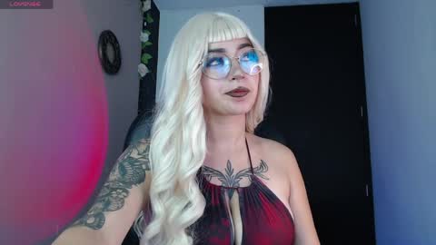 Snapshot of lessboobs_gh chatting on 23, 5, 2026 Less online show from 23, 5, 2026