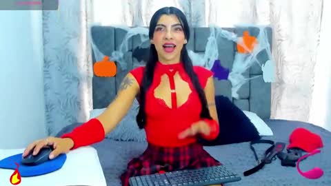 lessly online show from 7, 11, 2025