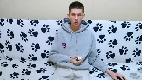 lester_broo online show from 30, 4, 2026