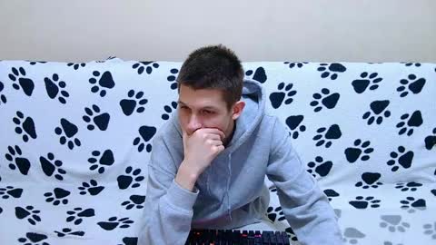 lester_broo online show from 10, 5, 2026