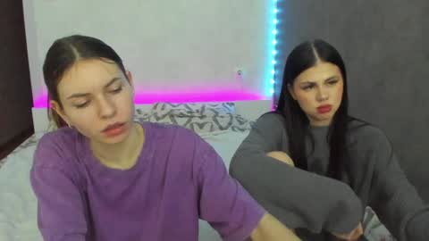 Snapshot of let_me_seee chatting on 2, 2, 2025 Fiona online show from 2, 2, 2025