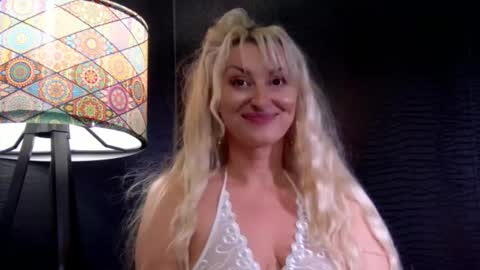 Snapshot of leticiareys chatting on 6, 3, 2026 leticiareys online show from 6, 3, 2026