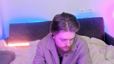 Snapshot of lev_miller chatting on 9, 3, 2026 lev_miller online show from 9, 3, 2026