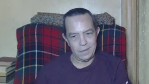 Snapshot of levon48 chatting on 22, 12, 2024 levon48 online show from 22, 12, 2024