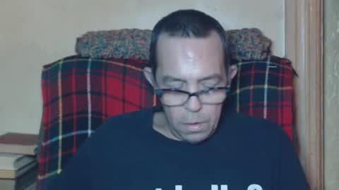 Snapshot of levon48 chatting on 26, 12, 2024 levon48 online show from 26, 12, 2024