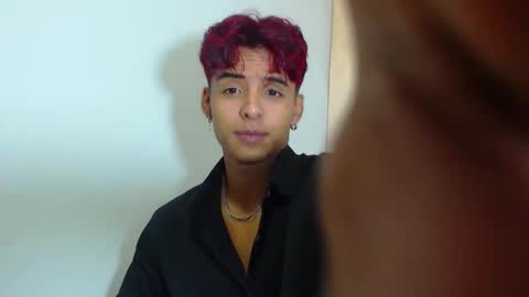 i  am lewis ly EDUARDO MEMDOZA15 online show from 18, 2, 2026