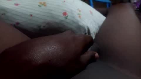 Snapshot of lewiskip chatting on 13, 12, 2025 lewiskip online show from 13, 12, 2025