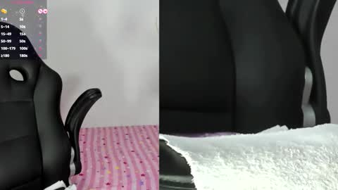 Snapshot of lexalove2 chatting on 17, 12, 2025 Lexa Love online show from 17, 12, 2025