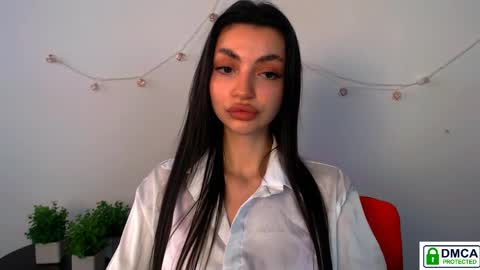 Alexia online show from 5, 4, 2026