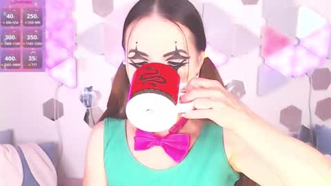 Alexia online show from 7, 10, 2025