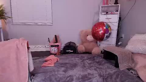 Snapshot of lexibby69 chatting on 27, 7, 2026 Lexi Smith online show from 27, 7, 2026