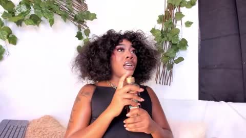Lexieegrey online show from 2, 5, 2026