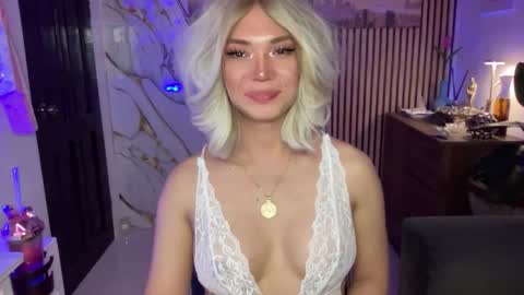 lexiesmith_ online show from 20, 11, 2025