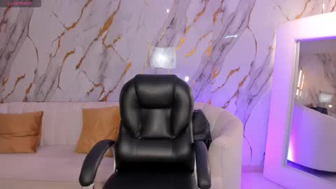 Lexie  online show from 11, 2, 2026