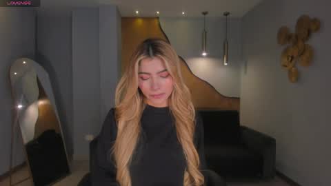 Snapshot of lexiewayne chatting on 10, 5, 2026 Lexie online show from 10, 5, 2026