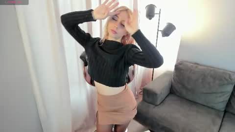 lexirouge           online show from 30, 7, 2026