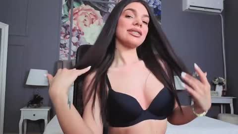 Lexi online show from 10, 4, 2026
