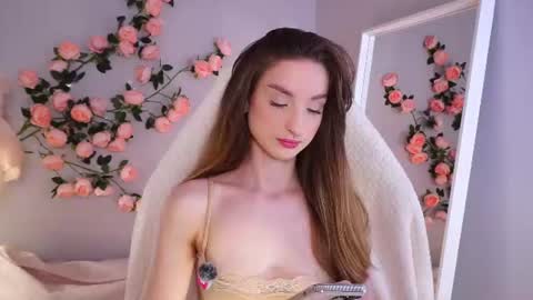 Lexy  online show from 25, 7, 2026