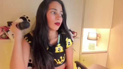 L I A  online show from 22, 3, 2026