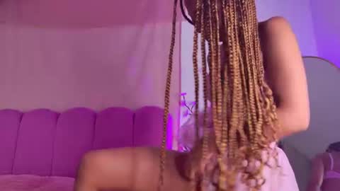 lexyskye online show from 24, 6, 2026
