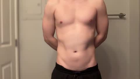 Snapshot of lhotboyl chatting on 5, 3, 2025 lhotboyl online show from 5, 3, 2025