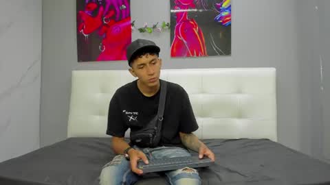 lia78couple online show from 30, 6, 2026