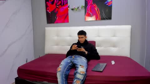 lia78couple online show from 10, 7, 2026