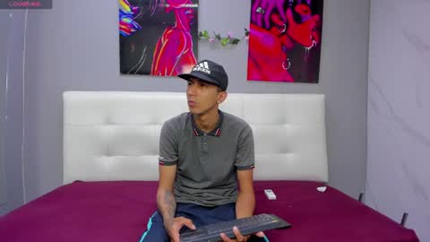 lia78couple online show from 13, 7, 2026