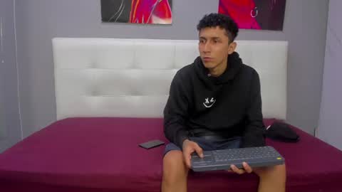 lia78couple online show from 15, 7, 2026